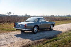 Immagine 6/44 di Lancia Flaminia GT 2.8 3C Touring (1964)
