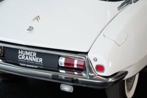 Bild 44/50 von Citroën DS 21 Pallas (1966)