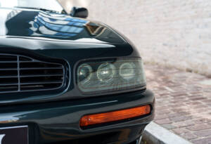 Afbeelding 8/31 van Aston Martin V8 Vantage V550 (1997)