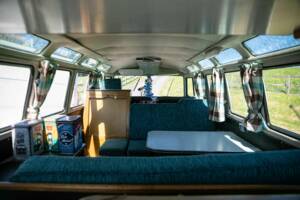 Bild 37/45 von Volkswagen T2 a/b (1964)