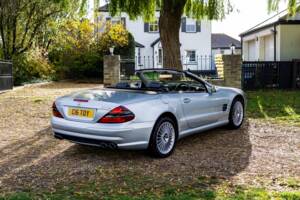 Image 9/45 of Mercedes-Benz SL 55 AMG (2004)