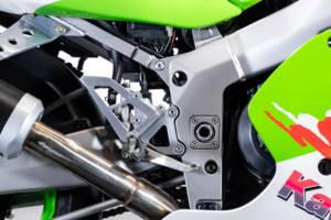 Afbeelding 26/35 van Kawasaki ZX-R 750 J/R (1993)