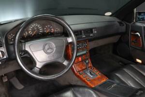 Bild 15/50 von Mercedes-Benz 500 SL (1991)