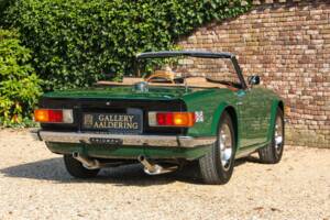 Immagine 48/50 di Triumph TR 6 (1976)