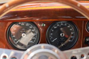 Immagine 38/50 di Jaguar S-Type 3.8 (1966)