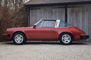 Immagine 5/42 di Porsche 911 2.7 (1977)