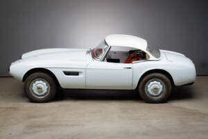 Image 7/50 of BMW 507 (1957)