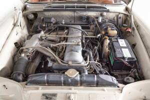 Bild 43/44 von Mercedes-Benz 220 SE b (1964)