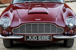 Bild 15/39 von Aston Martin DB 6 (1967)