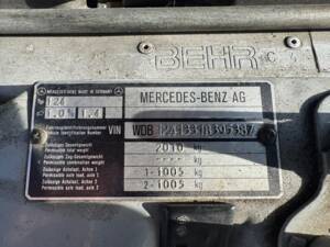 Bild 14/51 von Mercedes-Benz 300 D Turbo (1991)
