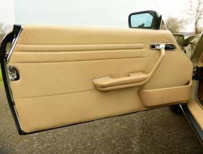 Image 31/50 of Mercedes-Benz 500 SL (1983)