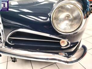 Image 17/67 of Alfa Romeo 1900 C Super Sprint Touring (1956)