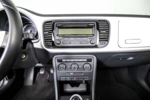 Imagen 24/50 de Volkswagen Beetle 1.2 TSI (2014)