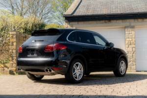 Bild 14/50 von Porsche Cayenne Turbo (2012)