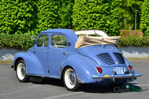 Bild 9/50 von Renault 4 CV Décapotable (1954)