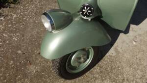 Immagine 19/44 di Piaggio Vespa 125 (1951)