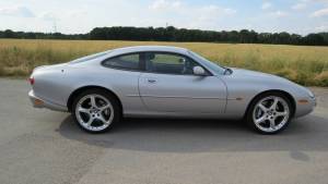 Imagen 8/50 de Jaguar XKR &quot;Silverstone&quot; (2000)
