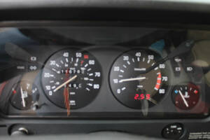 Image 12/30 of BMW 320i (1982)