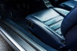 Afbeelding 46/61 van Porsche 911 Carrera 4 (1990)