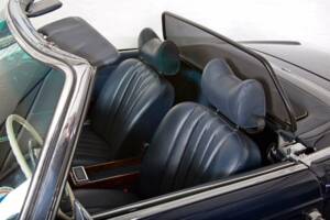 Afbeelding 4/20 van Mercedes-Benz 280 SL (1971)