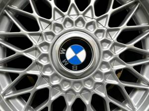 Immagine 20/21 di BMW 318i (1991)