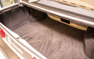 Image 117/132 of Volkswagen Santana 1.8 (1985)