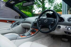 Image 38/56 de Mercedes-Benz SL 65 AMG (2004)