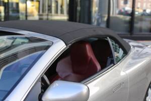 Bild 34/47 von Aston Martin DB 9 Volante (2006)