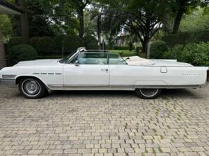 Immagine 21/23 di Buick Electra 225 Custom (1964)
