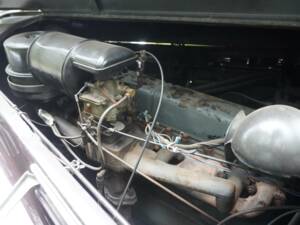 Image 18/20 of Buick 60 Century (1940)