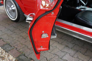 Image 39/50 of Chevrolet Corvette Sting Ray (1963)