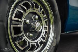 Image 26/40 of MG MGB GT V8 (1973)