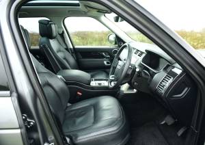 Image 16/50 of Land Rover Range Rover Vogue SDV8 (2019)
