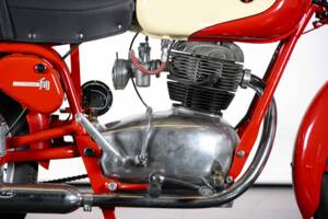 Bild 28/50 von Gilera 150 (1956)