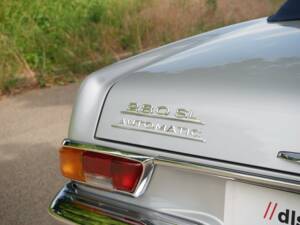 Image 6/15 of Mercedes-Benz 280 SL (1900)