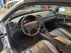 Image 21/50 of Mercedes-Benz CLK 230 Kompressor (2001)