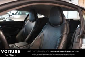 Image 22/29 of Aston Martin DB 11 V12 (2018)