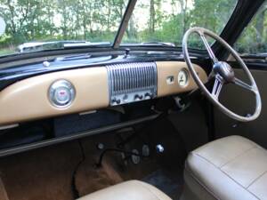 Image 11/21 de Morris Minor MM Tourer (1950)