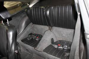 Image 40/79 of Porsche 912 (1969)