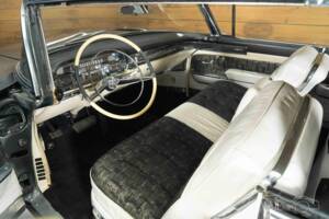 Bild 2/19 von Cadillac 62 Coupe DeVille (1958)