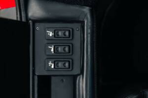 Bild 16/32 von Lamborghini Countach 25 Anniversary (1990)