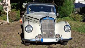 Afbeelding 2/5 van Mercedes-Benz 220 Cabriolet A (1952)
