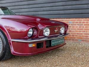 Afbeelding 17/62 van Aston Martin V8 Vantage X-Pack (1987)