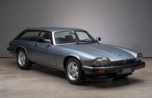 Image 3/26 of Jaguar XJ-S V12 Lynx Eventer (1985)