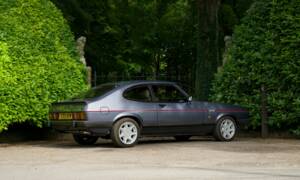 Bild 3/21 von Ford Capri 2,8i (1988)