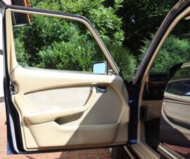 Image 50/57 de Mercedes-Benz 450 SEL 6,9 (1977)