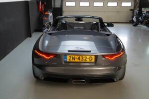 Bild 7/50 von Jaguar F-Type (2019)