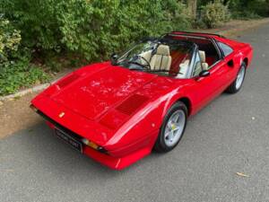 Image 26/50 of Ferrari 308 GTS (1978)
