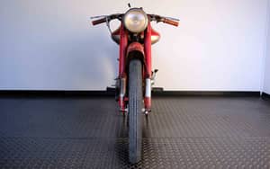 Image 22/83 of MV Agusta 175 CS Sport Disco Volante (1955)
