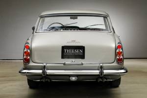 Image 7/28 of Ferrari 250 GT&#x2F;E (1961)